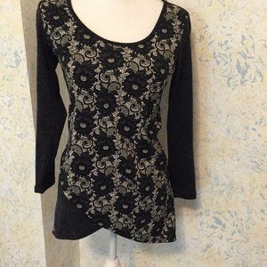 Cute Black Lacy Long top Dolce Bianca Size Small